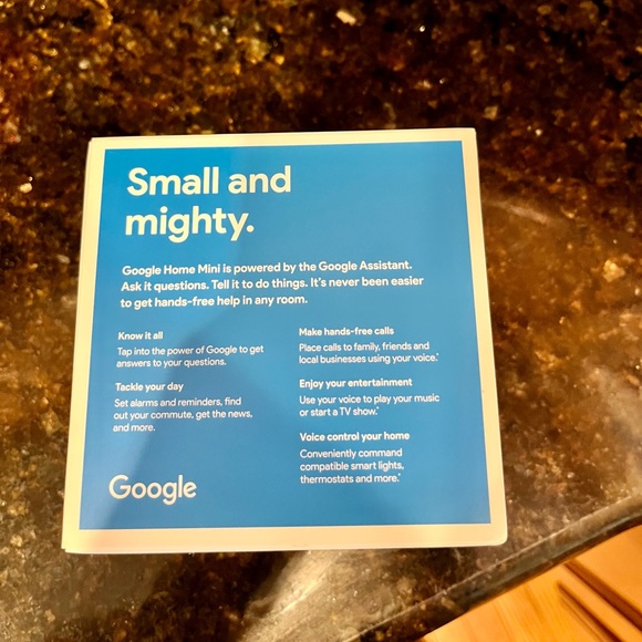 Google Home Mini - NEW in Box - Picture 3 of 3
